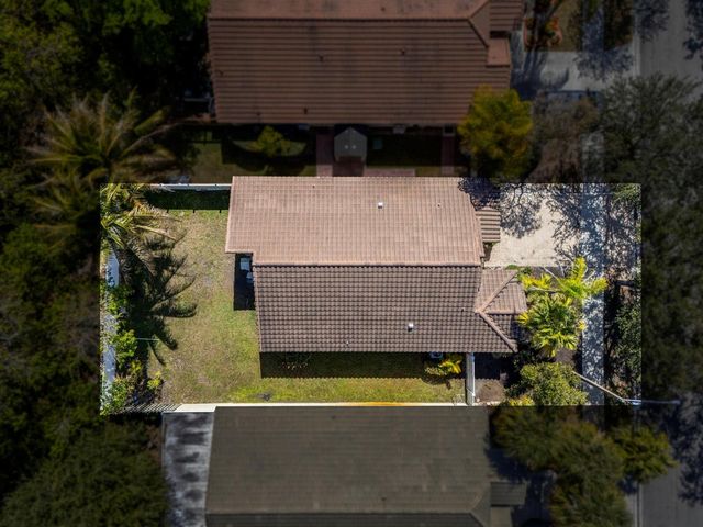 181 SW 203rd Avenue, Pembroke Pines, FL 33029