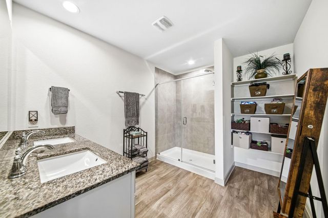 10207 Alpine Lake Lane, Rosharon, TX 77583