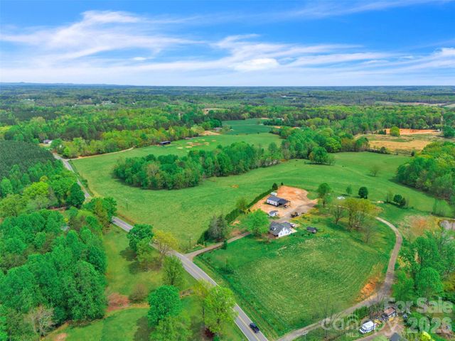 1376-4 Lowrance Road, Catawba, NC 28609