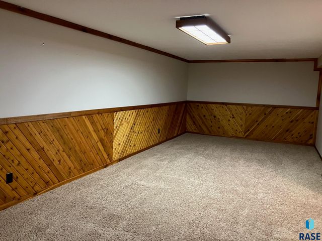 6512 W Essex Dr Drive, Sioux Falls, SD 57106