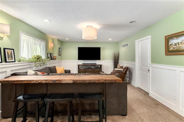 2153 W Ferrel Drive, Olathe, KS 66061