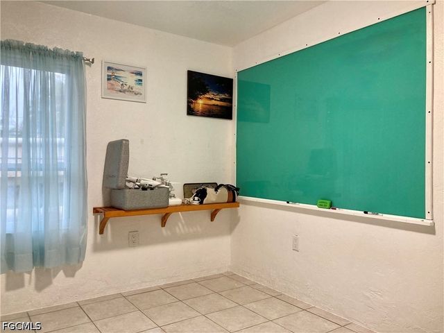 232 DARST AVE, Punta Gorda, FL 33950