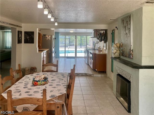 232 DARST AVE, Punta Gorda, FL 33950