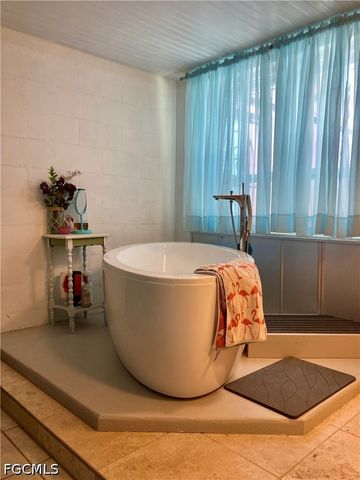 232 DARST AVE, Punta Gorda, FL 33950