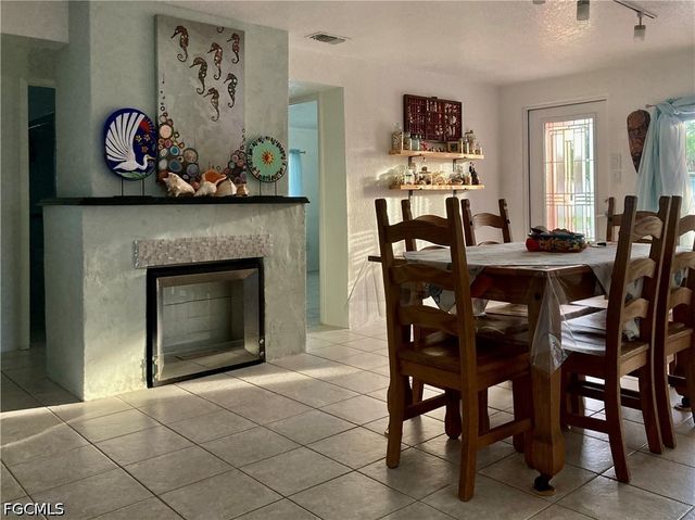 232 DARST AVE, Punta Gorda, FL 33950