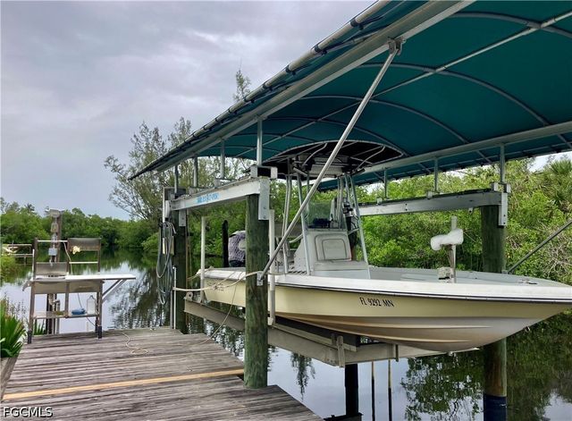 232 DARST AVE, Punta Gorda, FL 33950