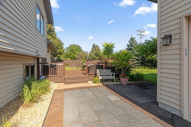 4240 159th Court W, Rosemount, MN 55068