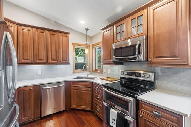 4240 159th Court W, Rosemount, MN 55068