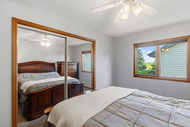 4240 159th Court W, Rosemount, MN 55068