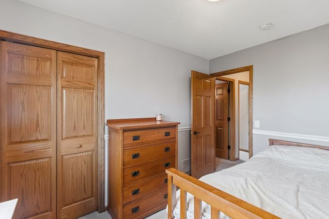 4240 159th Court W, Rosemount, MN 55068