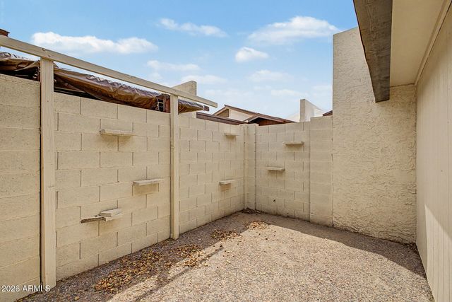 8711 E LATHAM Street, Scottsdale, AZ 85257