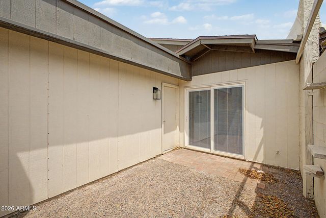 8711 E LATHAM Street, Scottsdale, AZ 85257