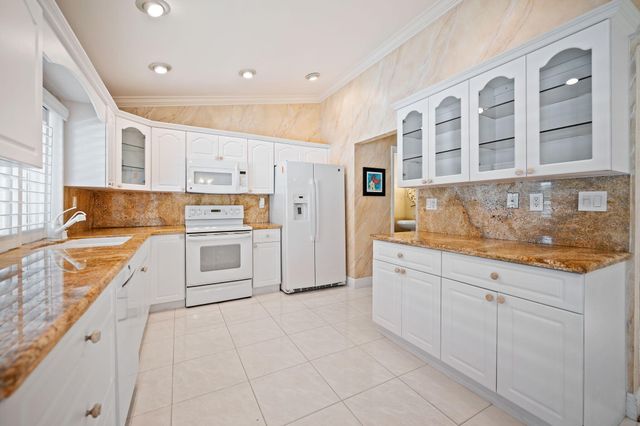 10801 NW 7th Street, Coral Springs, FL 33071
