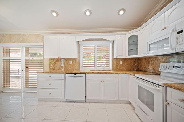 10801 NW 7th Street, Coral Springs, FL 33071