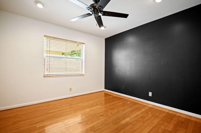 10801 NW 7th Street, Coral Springs, FL 33071