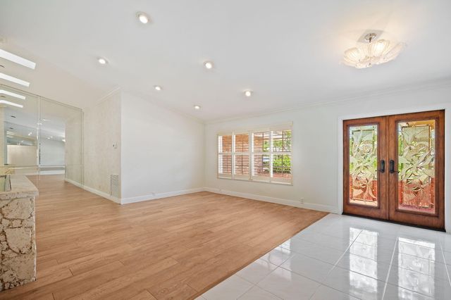 10801 NW 7th Street, Coral Springs, FL 33071