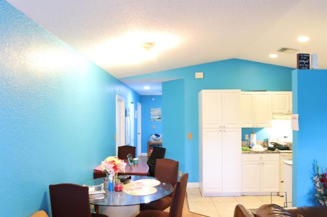 2122 E RIDGE Circle E, Boynton Beach, FL 33435
