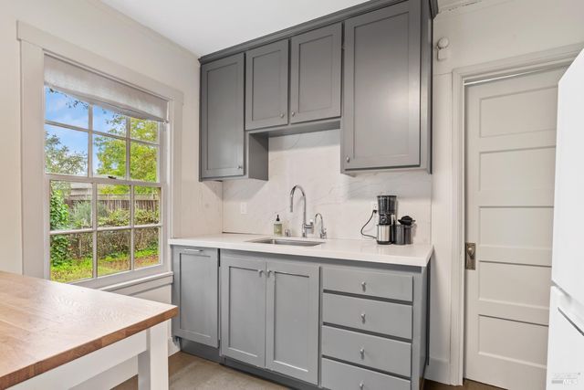 765 Center St, Sonoma, CA 95476