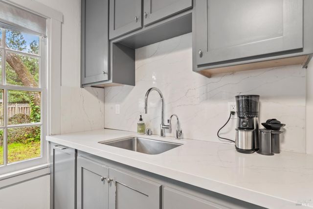 765 Center St, Sonoma, CA 95476