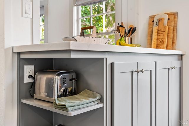 765 Center St, Sonoma, CA 95476