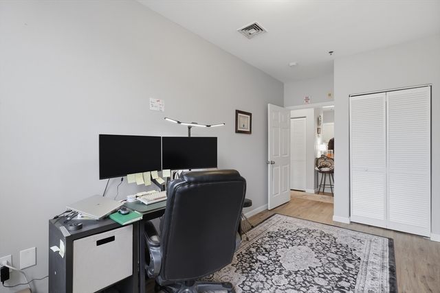 531 Main St 207M, Worcester, MA 01608