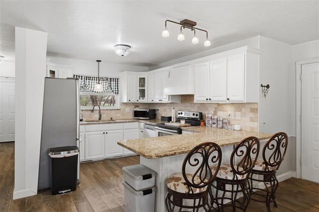 319 E Cedar Drive, Tuttle, OK 73089