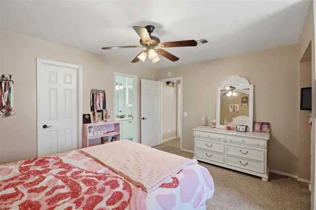 319 E Cedar Drive, Tuttle, OK 73089