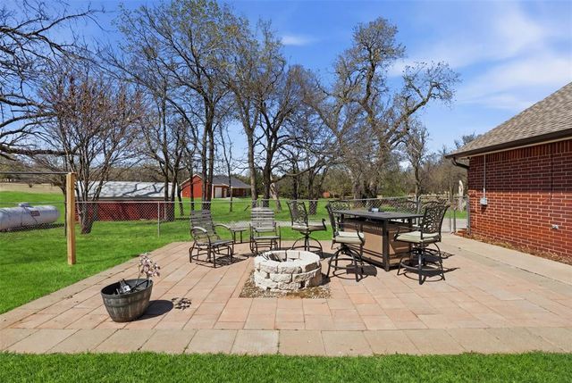 319 E Cedar Drive, Tuttle, OK 73089