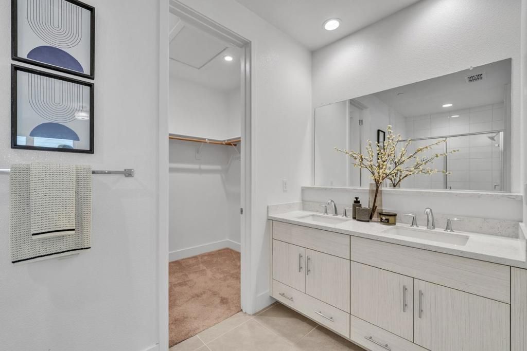 Image 21 of property listing at 7922 Regional, Dublin, CA 94568