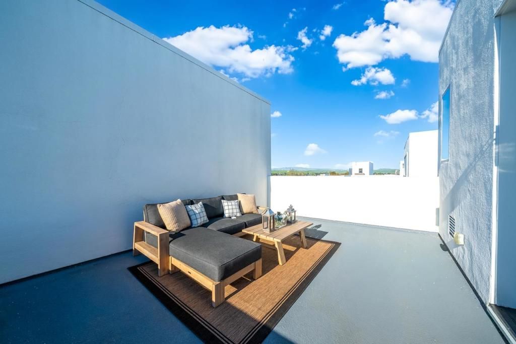 Image 3 of property listing at 7922 Regional, Dublin, CA 94568