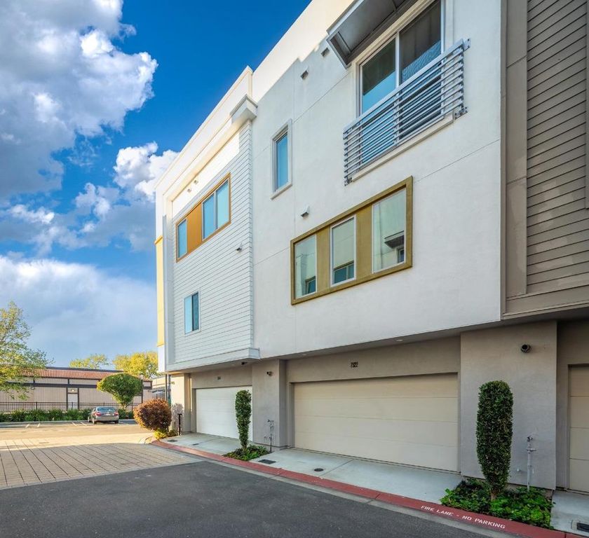 Image 37 of property listing at 7922 Regional, Dublin, CA 94568