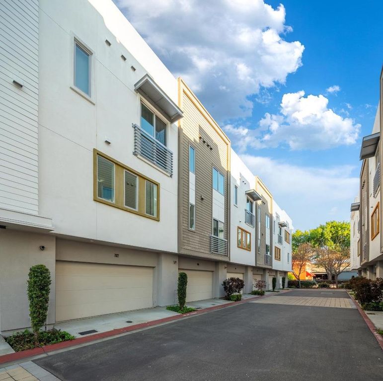 Image 39 of property listing at 7922 Regional, Dublin, CA 94568