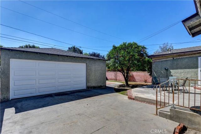 11042 Maple, Whittier, CA 90601