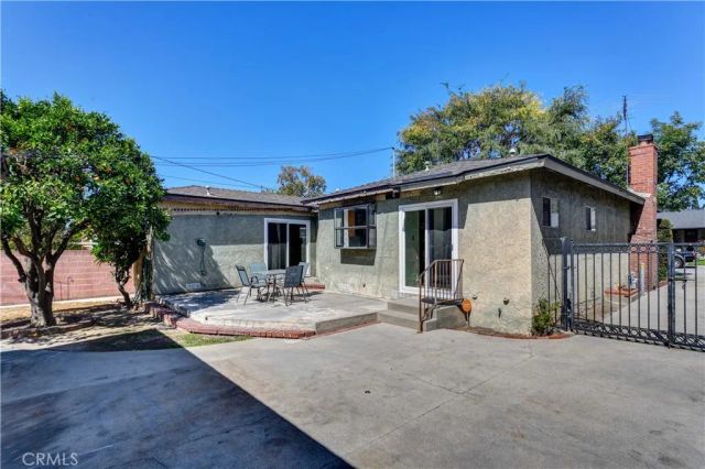 11042 Maple, Whittier, CA 90601