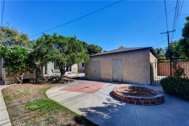 11042 Maple, Whittier, CA 90601