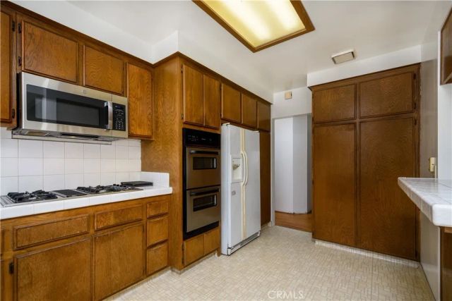 11042 Maple, Whittier, CA 90601