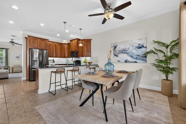 135 49TH AVENUE N, St Petersburg, FL 33703