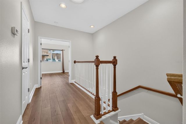 135 49TH AVENUE N, St Petersburg, FL 33703