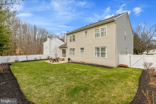 27 BLOSSOM DR, Ewing Twp, NJ 08638