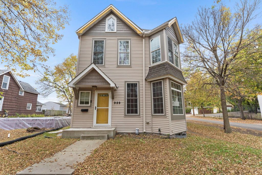 989 Burr Street, Saint Paul, MN 55130 — photo 2