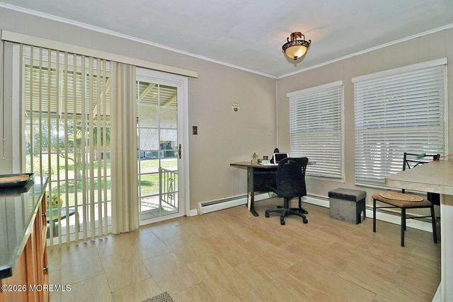 9 Bolans Court, Toms River, NJ 08757