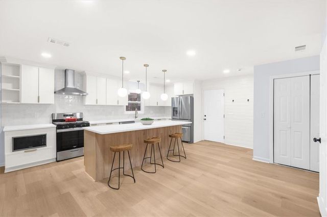 9570 Hillside Drive, Roswell, GA 30076