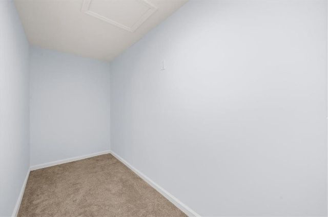 9570 Hillside Drive, Roswell, GA 30076