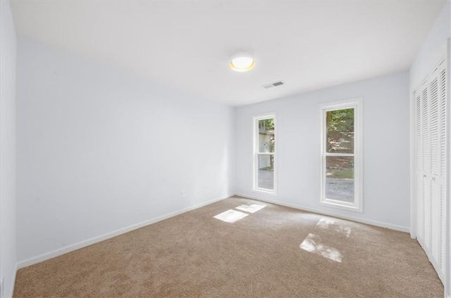 9570 Hillside Drive, Roswell, GA 30076