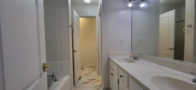 455 Old Ivy Path, Mcdonough, GA 30253