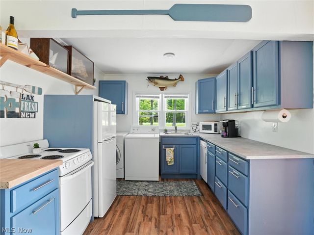 7223 Kenmore Avenue, North Kingsville, OH 44068