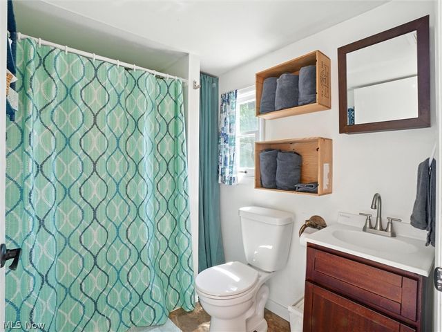 7223 Kenmore Avenue, North Kingsville, OH 44068