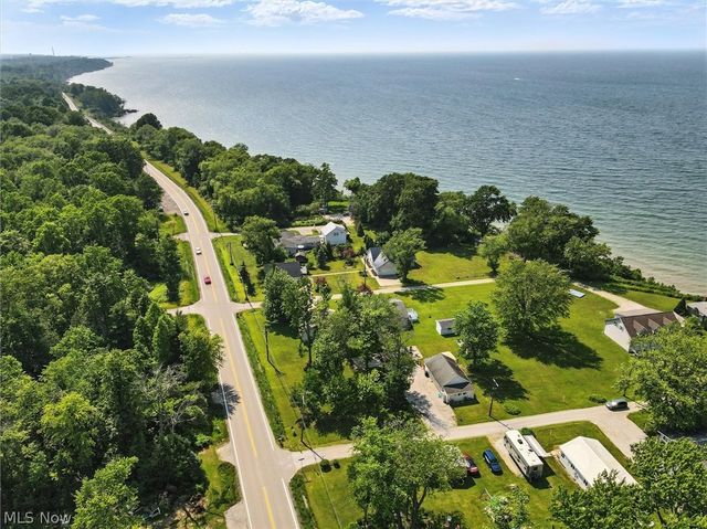 7223 Kenmore Avenue, North Kingsville, OH 44068