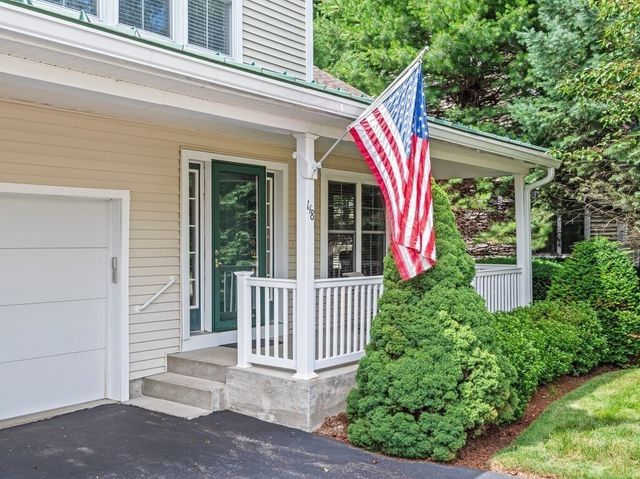 148 Fireside Ln 148, Holden, MA 01520