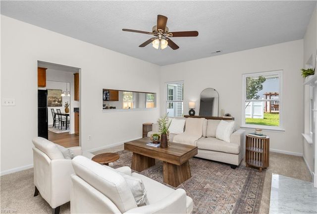 2813 Ridgeboard PL, Chesapeake, VA 23323